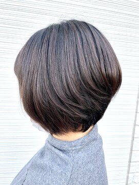 リリウム(Lilium) 丸みショートボブ