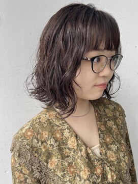 シュリット(schritt) 簡単スタイリング 大きいカールのボブパーマ エジリ