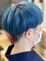 ヘアークリアー 春日部 レディースツーブロックマッシュ ワンブリーチブルーカラー