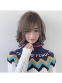 オリーブベージュ×アンブレラカラー×ふんわりミディアム