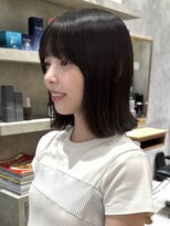 シベル(sibell)&nbsp;20代30代切りっぱなしボブタッセルボブ顔周りレイヤーオリーブ