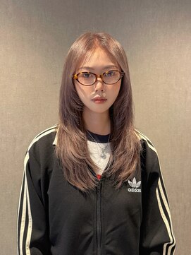 リア(Li'a) グレージュカラー