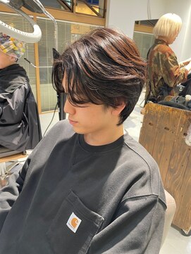 ネオリーブウリ 二子玉川店(Neolive uri) 韓国マッシュスペインカールスパイキーショートブルーブラック