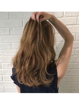 ルアナ(Luana) 外国人風ほつれウェーブ