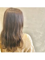 レックス ロア(REX LORE)&nbsp;春カラー×グレージュ