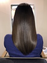 アールサロン アオヤマ(Rr SALON AOYAMA) プラチナミネコラストレート