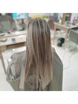 リー(Ly.) バイヤレージュ