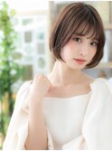 シースルーバング小顔前下がりボブショート