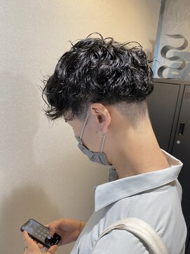 オルロバイイザ(ORLO by IZA) すっきり★メンズパーマ