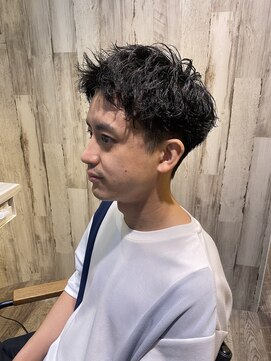 ラフ 大宮店(Laf) ワンツイストスパイラル