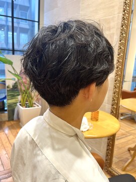 ビュートリアム265(BEAUTRIUM 265) メンズマッシュパーマ アッシュブラック 黒髪 ウェーブパーマ