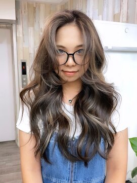 ナンバー アンフィール 渋谷(N° anfeel) イメチェンハッシュカットレイヤーカット韓国似合わせカット渋谷