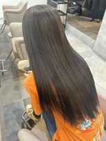 ラビス 浦和(Lovis)&nbsp;アンブレラカラー／こなれミディ／ウェーブパーマ／韓国マッシュ