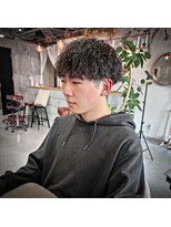 髪屋 紬 メンズ/メンズカット/ツイスト/波巻きスパイラル