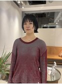 お洋服好きな外ハネミニボブ