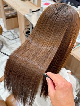 アテナ(ATENA) 指通り滑らか、艶サラ髪　アテナ成田和樹