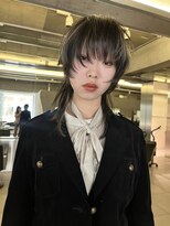 ダブ アオヤマ(DaB AOYAMA)&nbsp;似合わせウルフカットデザインカット顔まわりカットレイヤー