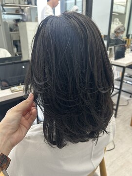 ビューナゴヤ 名駅(VIEW NAGOYA) レイヤーカット/ミディアムレイヤー/似合わせカット/前髪カット