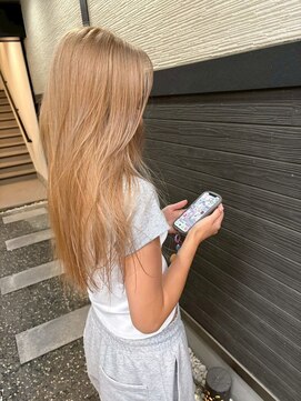 セイル(Sail) ハイライトカラーベージュロングスタイル