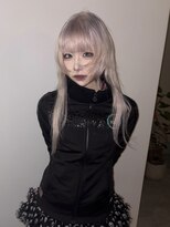 キオクエコ(KIOX eko) ホワイトカラー/レイヤーウルフカット