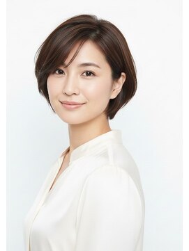 レウナ 外苑前(Reuna) 【30代40代50代】カットで決まるひし形ショートボブ