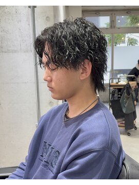 ハイプ(HYPE) 波巻き/メッシュ/スキンフェード/学割/白髪染め/縮毛矯正/韓国