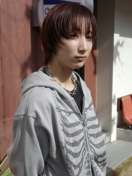 チャプター 問屋町(chapter) ケアカラーレッドショートウルフ顔まわりレイヤー