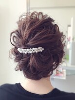 ルヴェール(Le Vert)&nbsp;波ウェーブで作るパーティーアップ