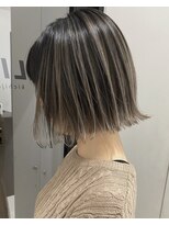 アライブ キチジョウジ(ALIVE Kichijoji) 小顔セミウェットウェーブハイライトカラーオリーブカラー