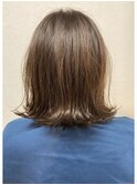 切りっぱなしボブスタイル