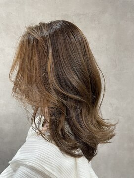 ターフタカサキディエル(TURF TAKASAKI D.L) 大人レイヤー×ベージュ