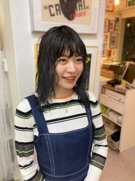 ヘアー アレス(hair ales) レイヤーパーマ　ブルーブラック　前髪パーマ　無造作パーマ