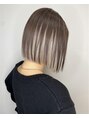 グランディール(Grandir)&nbsp;インナーカラー。軽やかな印象を与えるインナーカラースタイル。