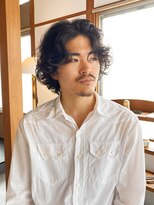 手々 メンズパーマ