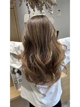 アヴァンス 京橋店(AVANCE) イエベの方にオススメ!ミルクティー×バレイヤージュ