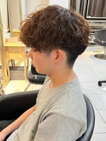 アイズ 海老名(AIZU)&nbsp;メンズパーマ 波巻きパーマ スパイラルパーマ 眉毛 マッシュ