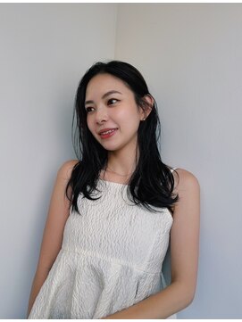 アンサー(answer) 透明感カラー×レイヤーたっぷりロング