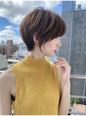 美シルエット横顔美人クビレショートボブ