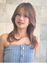 ニューヨークニューヨーク なんば道頓堀店(NYNY)&nbsp;レイヤーカット　オリーブベージュ