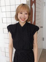 カルテ(QUARTE) 玲 菜