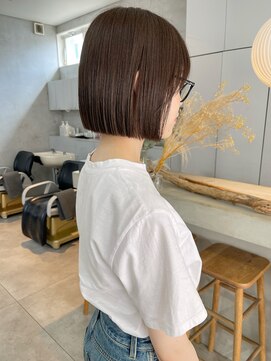 ミント(mint) 丸くないストレートボブ×アッシュグレージュ！Before→ After