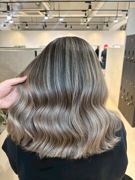 メリー オオサカ(Merly Osaka) 王道グレージュバレイヤージュ