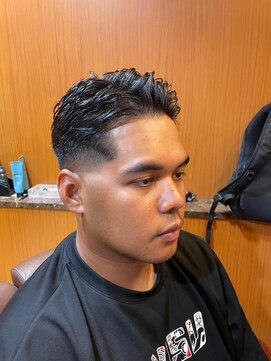 ヘアモード キクチ 銀座店 銀座　理容室　ミドルフェード