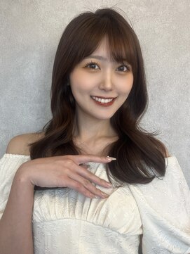 ルームバイシー 新宿(Loom. by Sea) ＊レイヤーカット×ショコラアッシュ【新宿/韓国ヘア/小顔ヘア】