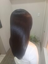 ククラ(CuCuLa)&nbsp;ツヤツヤロングヘア