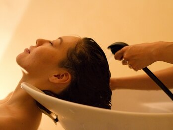 テラ 八幡山(TERRA)の写真/【八幡山駅より徒歩1分】癒しのヘッドスパで頭皮から髪を綺麗に◇頭皮の汚れを落とし、健康的な髪に♪