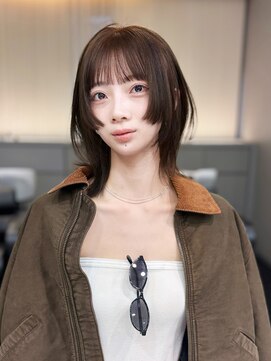 アイティー バイ アルバム 中野店(IT by ALBUM) 前髪カット顔周りレイヤーウルフカットショート_F21212