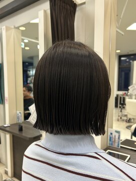 プランタン フォー ヘアー(printemps FOR HAIR) ぱつっと外はねボブ