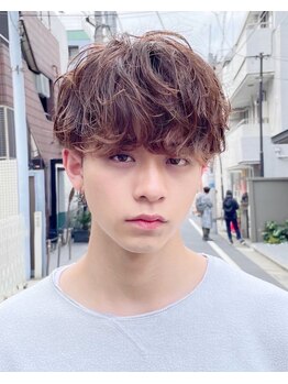 ベモ(NVEMO)の写真/メンズが得意なスタイリストによる高クオリティのカット、パーマ、カラー◎【メンズパーマシャドウパーマ】