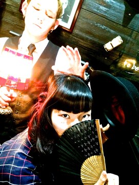 セブンスターズ ヘアデザイン(SEVEN STARS hair design) ネオモガ